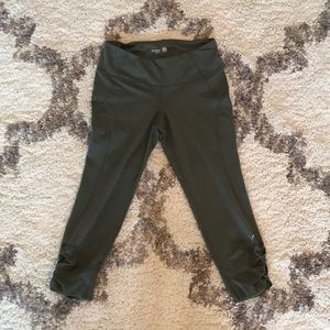 Old navy workout leggings crop